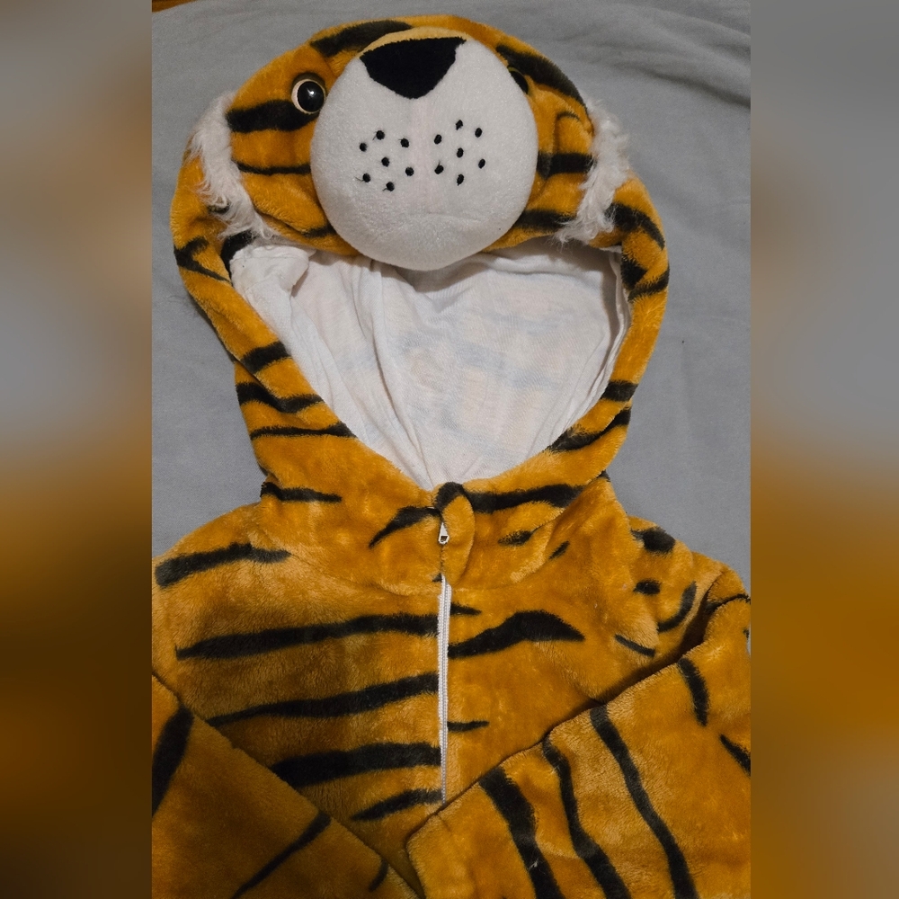 Halloween Plushy Onesie Cotton Lined Big Tiger Head atrached 24 Month ZIP NEW! - Picture 11 of 11